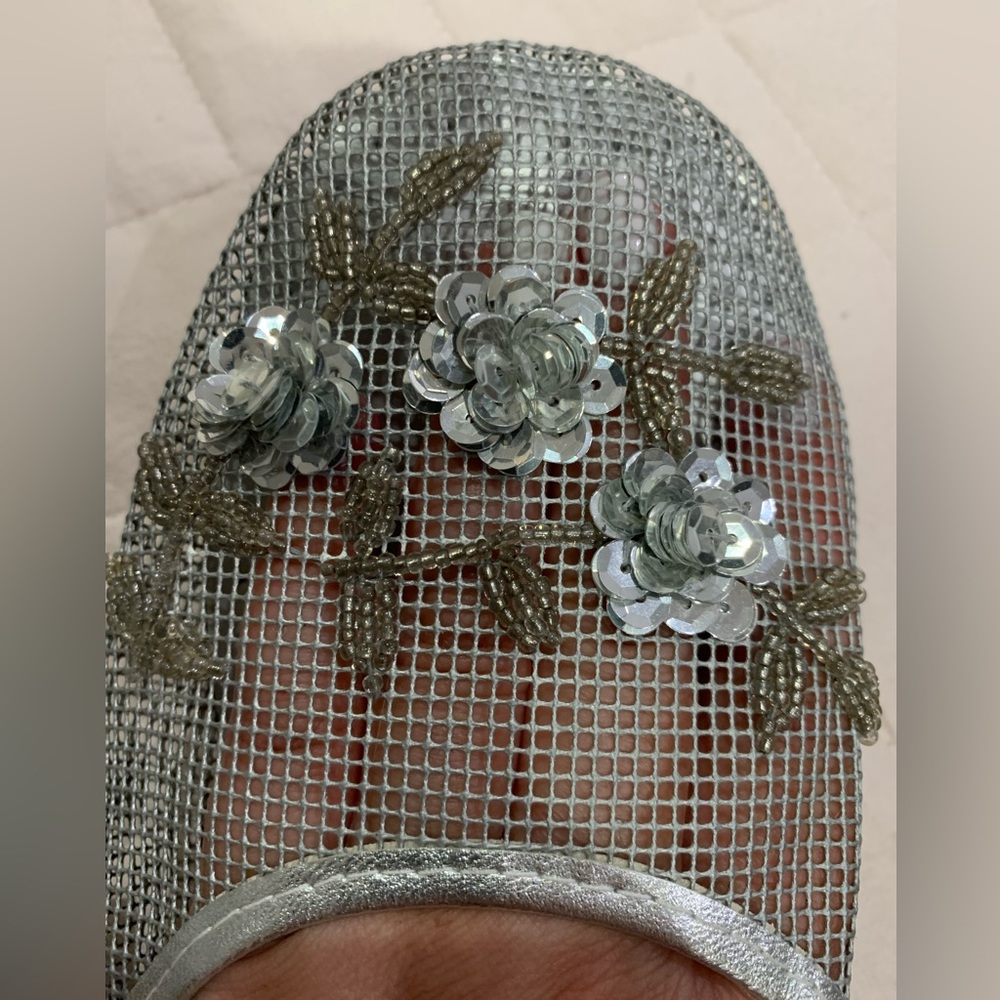Women's Silver Mesh Slippers with Sequin - Picture 4 of 4